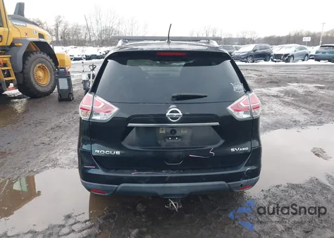 2015 Nissan Rogue Sv z USA, uszkodzony, nr VIN KNMAT2MV8FP572690
